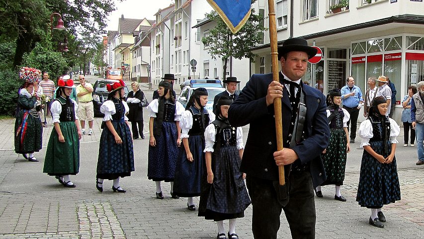 Der Trachtenverein beim Landestrachtenfest in Schwenningen 