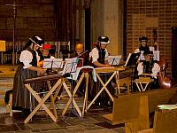 Zum Bericht des Adventskonzerts der Stubenmusik und Glockengruppe