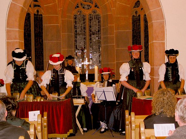 Adventskonzert der Stubenmusik und Glockengruppe