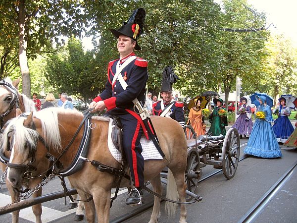 Der Umzug zum Cannstatter Volksfest