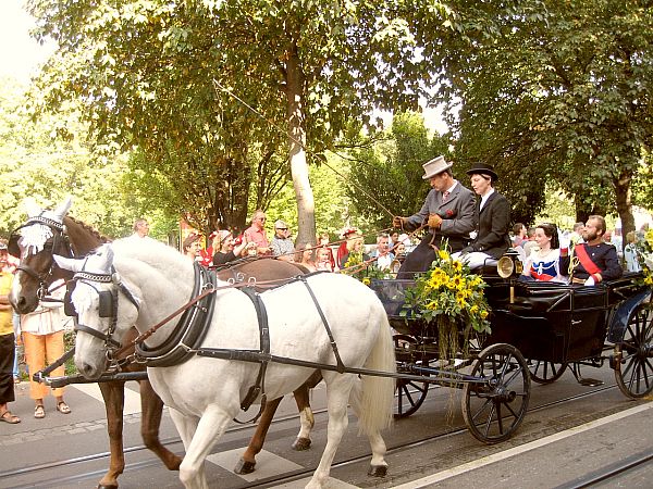 Der Umzug zum Cannstatter Volksfest