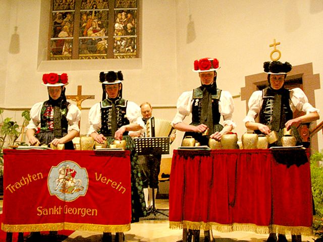 Adventskonzert der Stubenmusik und Glockengruppe