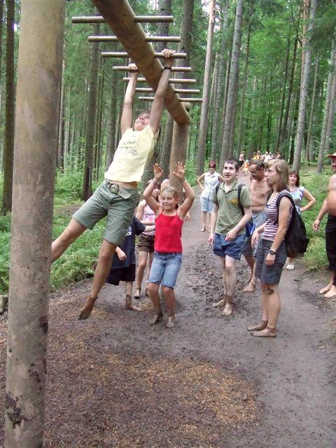 Ausflug zum Barfupfad in Dornstetten 