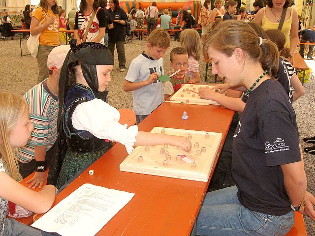 Der Spieleparcour beim Kinderfest