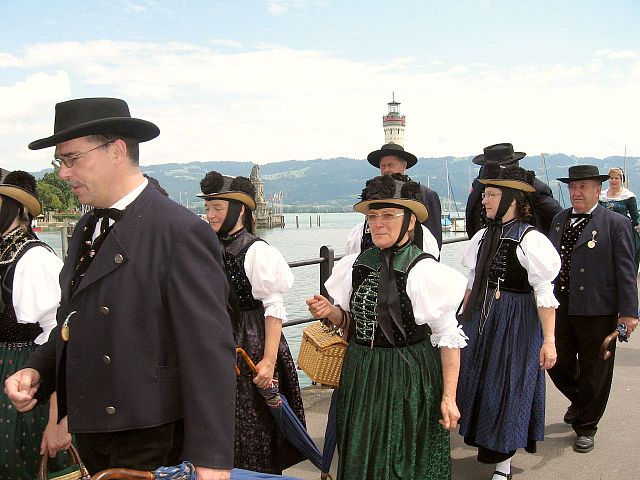 Der Trachtenverein St. Georgen beim 54. Gautrachtentreffen in Lindau