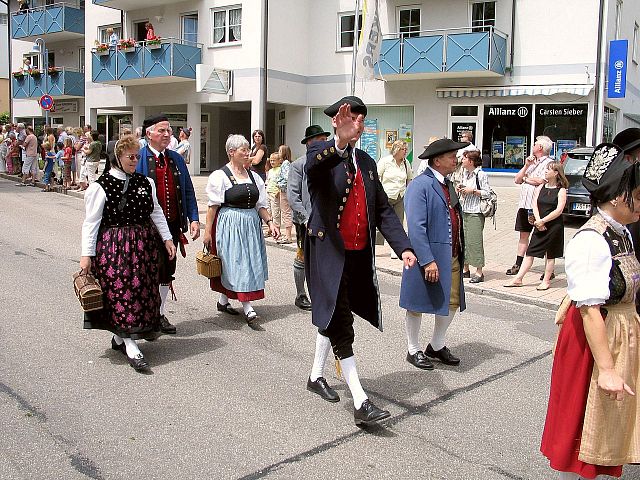 Die Gruppen 1..10 beim 54. Gautrachtentreffen