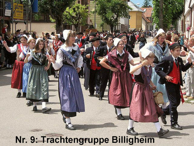 Die Gruppen 1..10 beim 54. Gautrachtentreffen