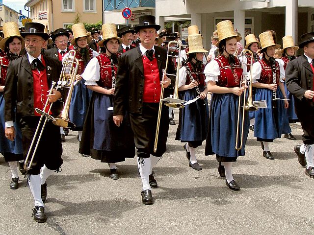 Die Gruppen 21..30 beim 54. Gautrachtentreffen