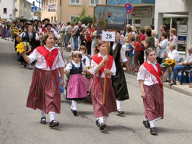 Die Gruppen 21..30 beim 54. Gautrachtentreffen