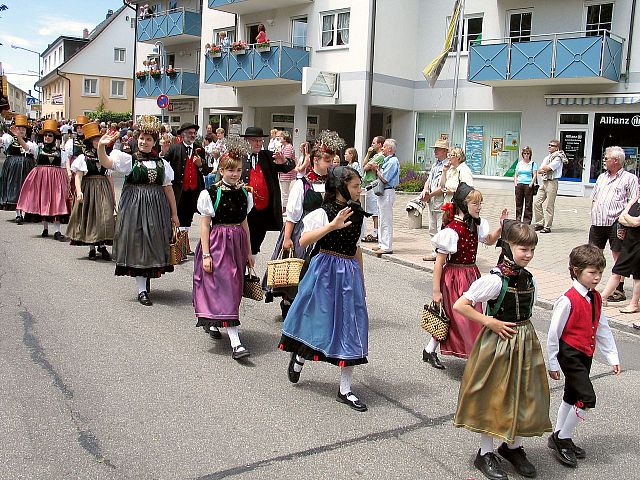 Die Gruppen 21..30 beim 54. Gautrachtentreffen