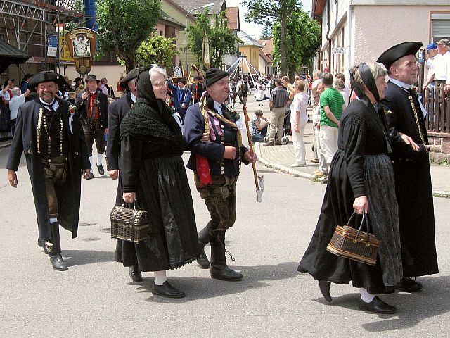 Die Gruppen 21..30 beim 54. Gautrachtentreffen