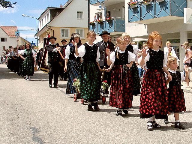 Die Gruppen 31..41 beim 54. Gautrachtentreffen