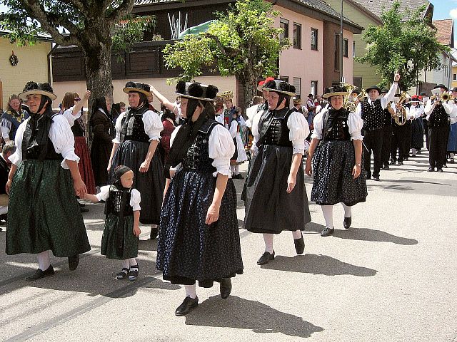 Die Gruppen 42..51 beim 54. Gautrachtentreffen