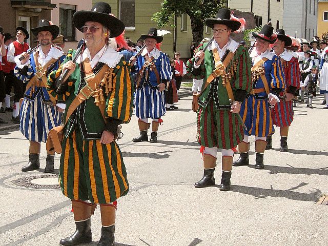 Die Gruppen 42..51 beim 54. Gautrachtentreffen