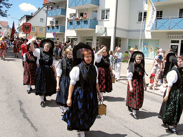 Die Gruppen 42..51 beim 54. Gautrachtentreffen