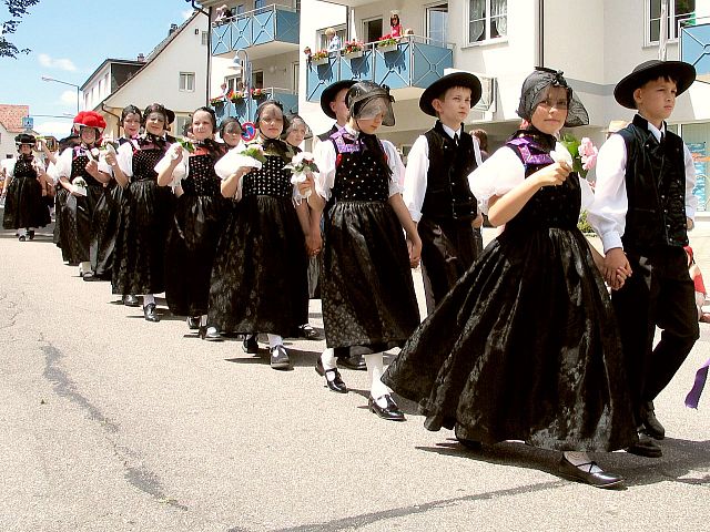 Die Gruppen 42..51 beim 54. Gautrachtentreffen