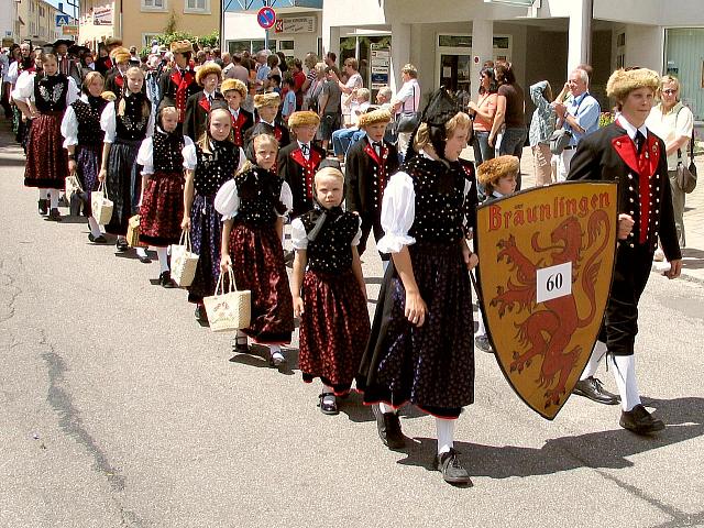 Die Gruppen 52..61 beim 54. Gautrachtentreffen