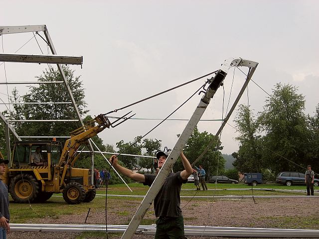 Der Aufbau des Festzelts