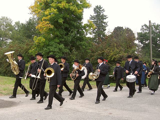 Der Trachtenverein beim Umzug in Donaueschingen