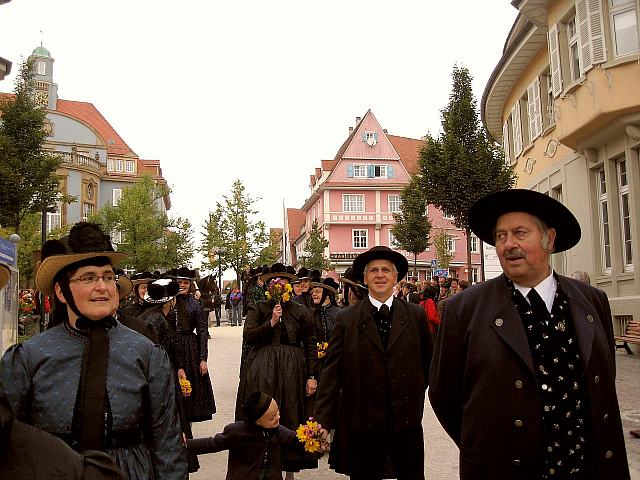 Der Trachtenverein beim Umzug in Donaueschingen