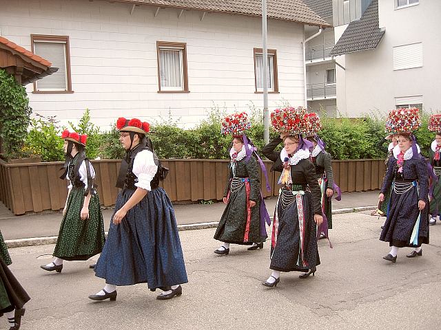 Der Trachtenverein beim Feuerwehrfest