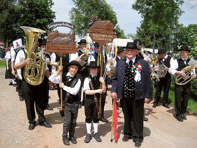 Hochzeitszug in Moenchweiler 