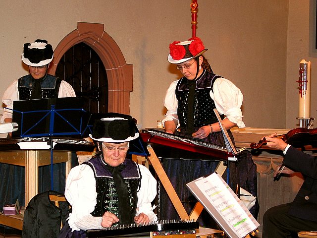 Adventskonzert der Stubenmusik und Glockengruppe 