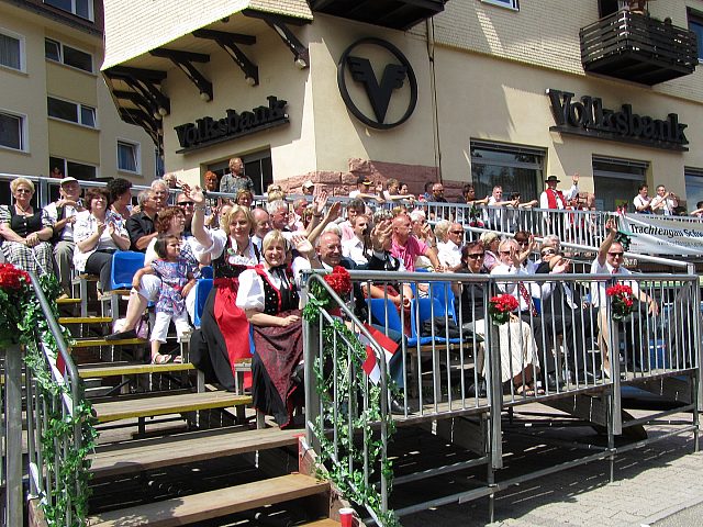 Der Trachtenverein beim Gaufest in Bad Herrenalb 