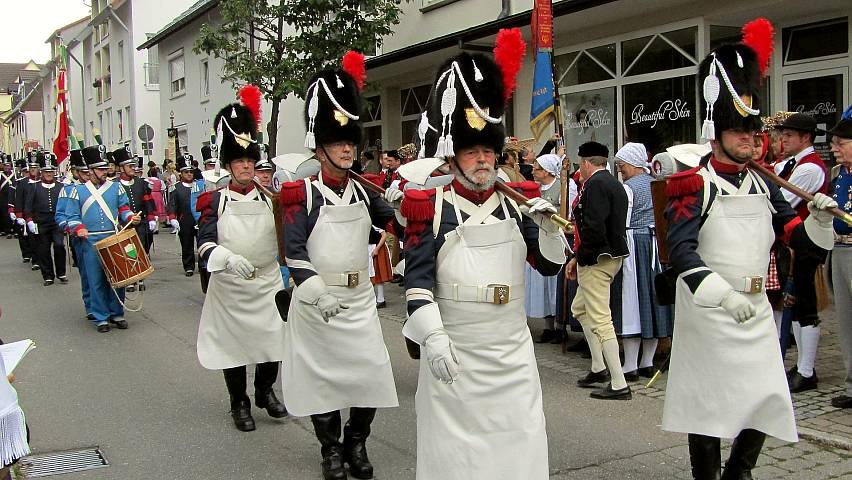 Der Festzug beim Landestrachtenfest 