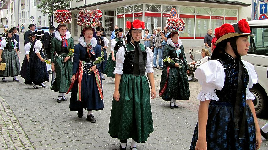 Der Trachtenverein beim Landestrachtenfest in Schwenningen 