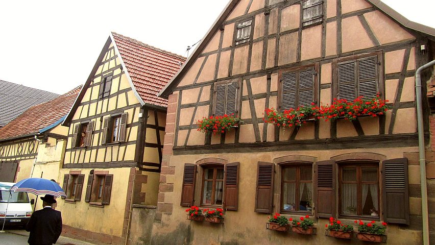 Das Stdtchen Imbsheim und der Kunsthandwerkermarkt 