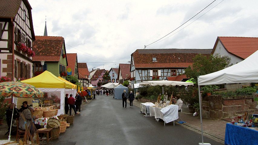 Das Stdtchen Imbsheim und der Kunsthandwerkermarkt 