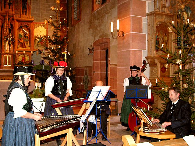 Adventskonzert der Stubenmusik und Glockengruppe 