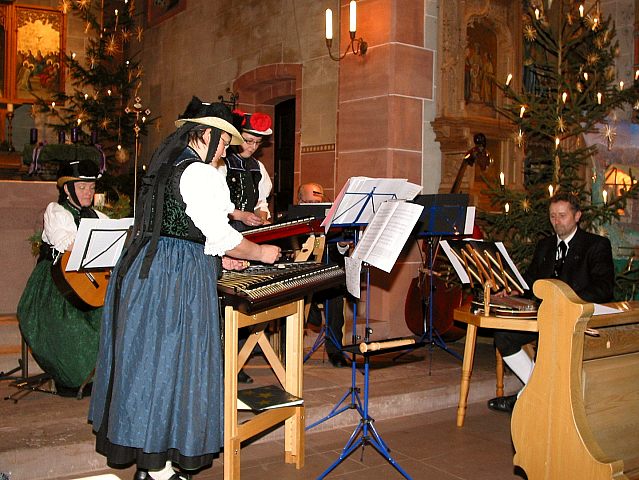 Adventskonzert der Stubenmusik und Glockengruppe 