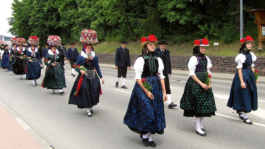 Der Trachtenverein beim Gautrachtentreffen in Niedereschach 