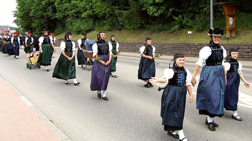 Der Trachtenverein beim Gautrachtentreffen in Niedereschach 